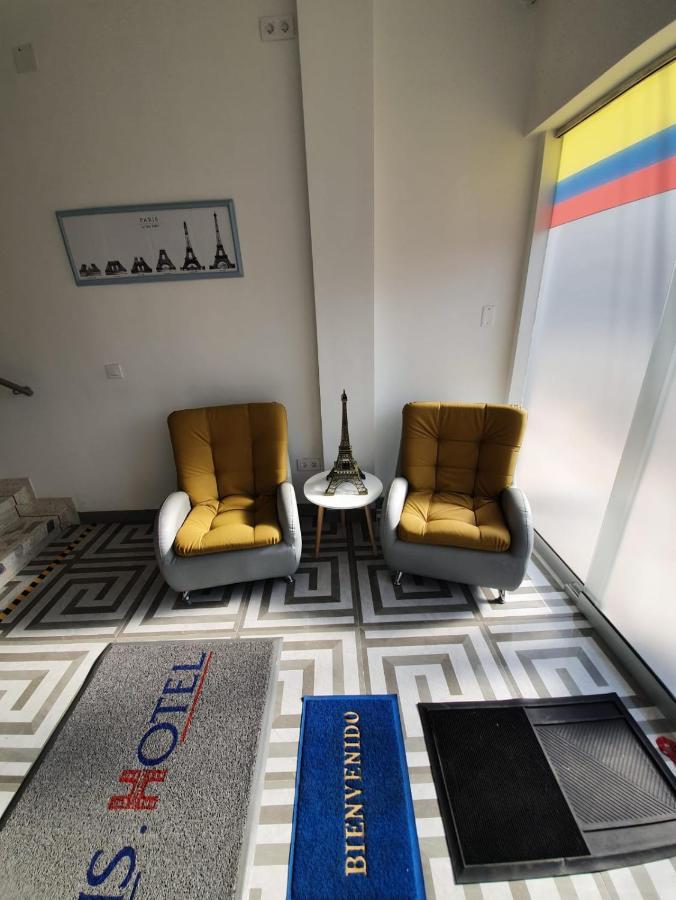 Paris. 4* Quimbaya
